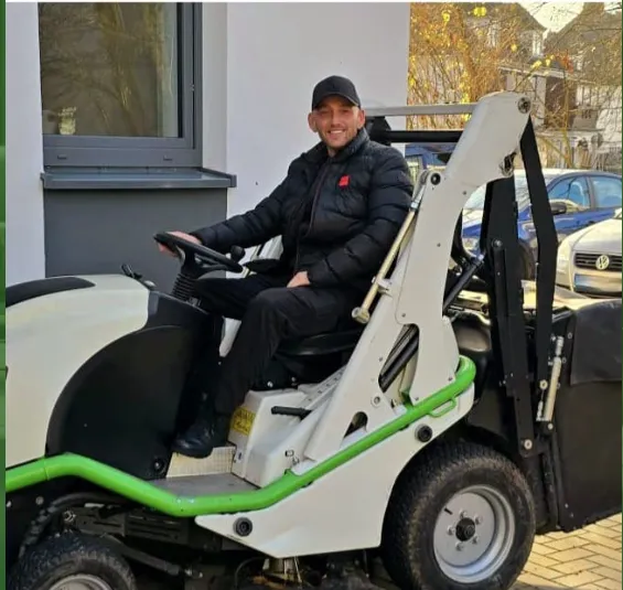 Marc Zint - Hausmeister in Hamburg und Ratzeburg